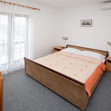 Pansion Maria Bed & Breakfast Задар Стая снимка