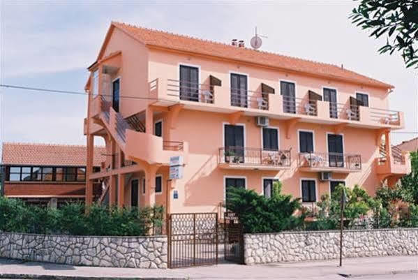 Pansion Maria Bed & Breakfast Задар Екстериор снимка