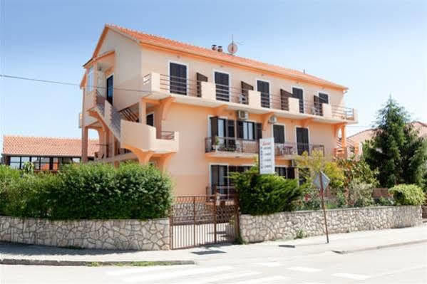 Pansion Maria Bed & Breakfast Задар Екстериор снимка